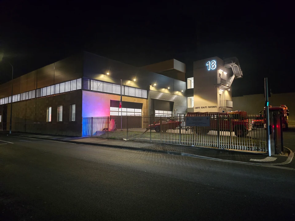 Éclairage extérieur de la caserne de Metz du SDIS de la Moselle